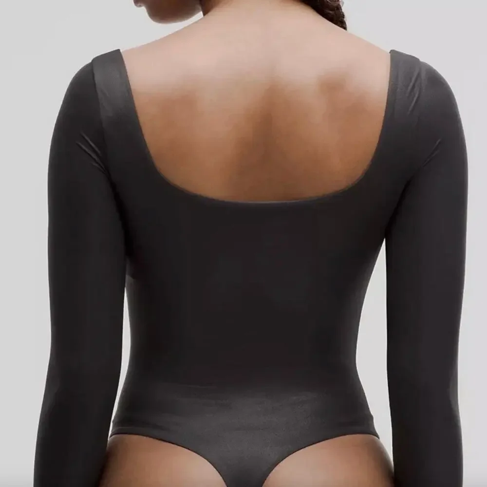 Lululemon Wundermost Ultra-Soft Nulu Square-Neck Sleeveless Bodysuit. - M - Picture 3 of 6